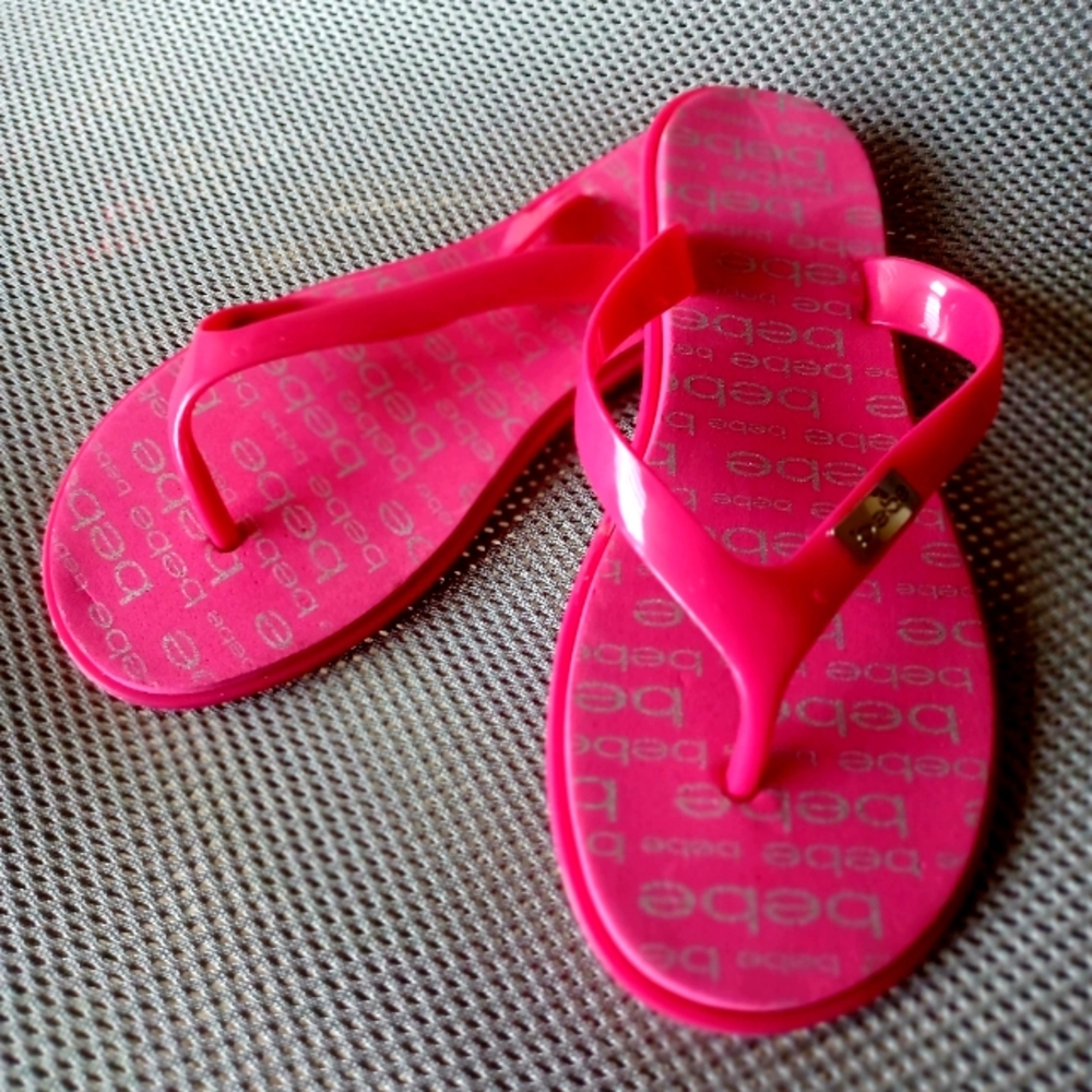 BEBE Big Girls Flip Flops (Little Girls Size 13/1)